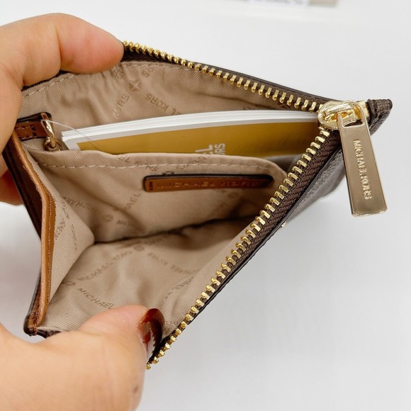 Michael Kors Jet Set Travel Signature Brown Top Zip Leather Coin Wallet NWT $188 - Picture 3 of 5